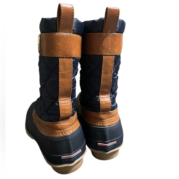 NIB Tommy Hilfiger Arcadia Duck Boots-Navy - Picture 3 of 7